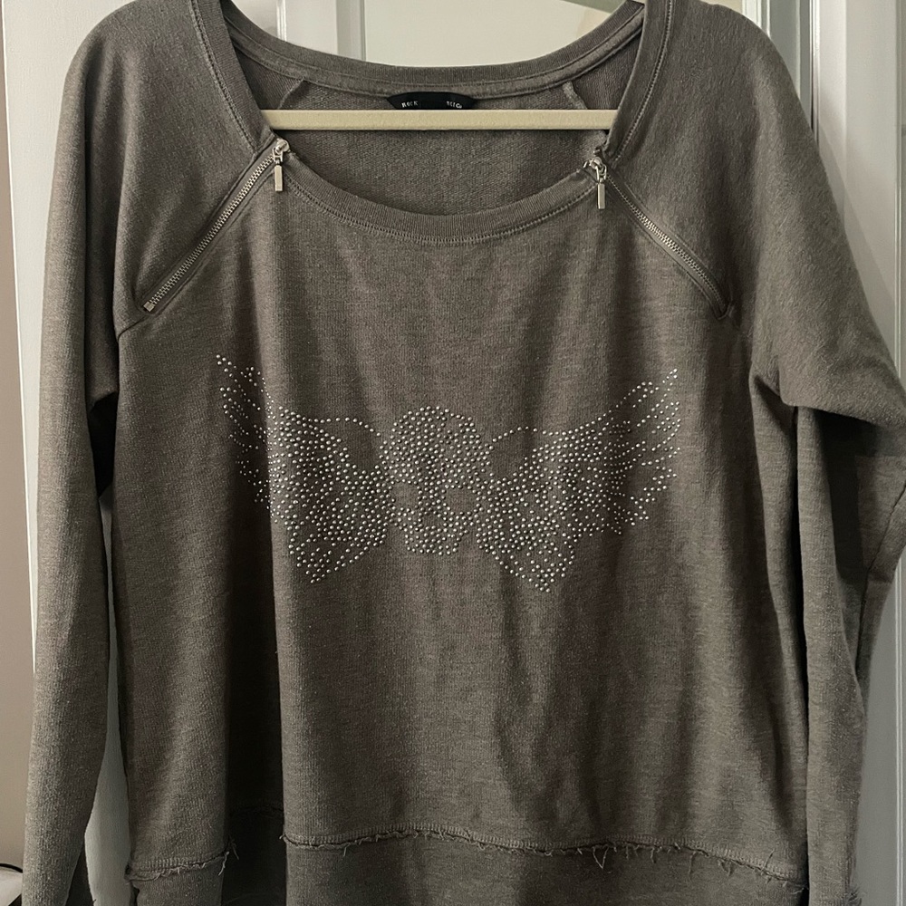 100% to CHARITY Rock & Republic French terry embellished skull sweatshirt XL